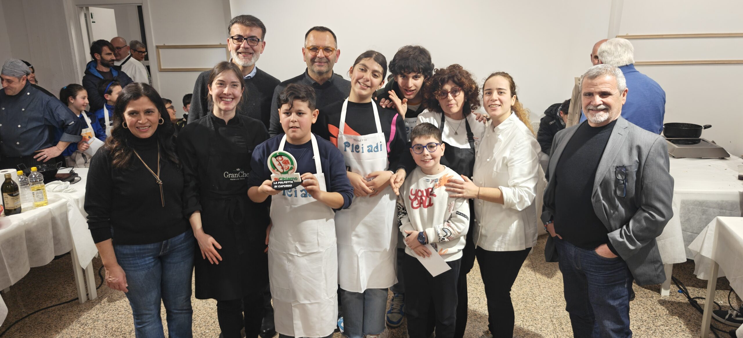 foto di gruppo per l'evento della polpetta di Capurso